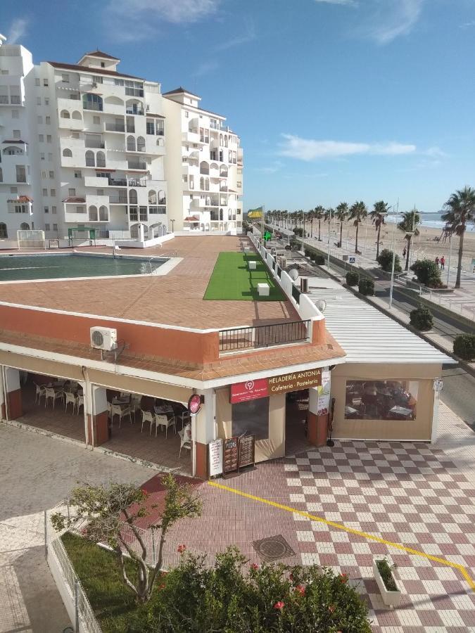 Primera Linea De Playa En Valdelagrana El Puerto de Santa María Esterno foto