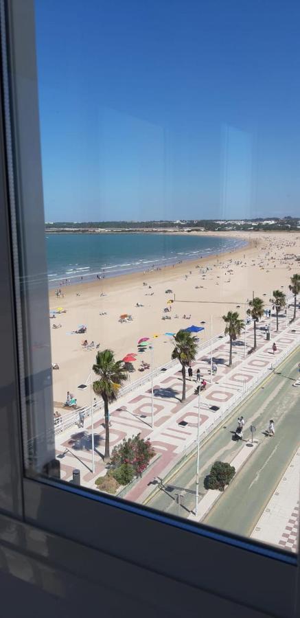 Primera Linea De Playa En Valdelagrana El Puerto de Santa María Esterno foto