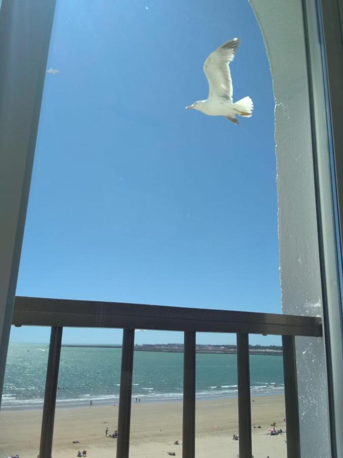 Primera Linea De Playa En Valdelagrana El Puerto de Santa María Esterno foto