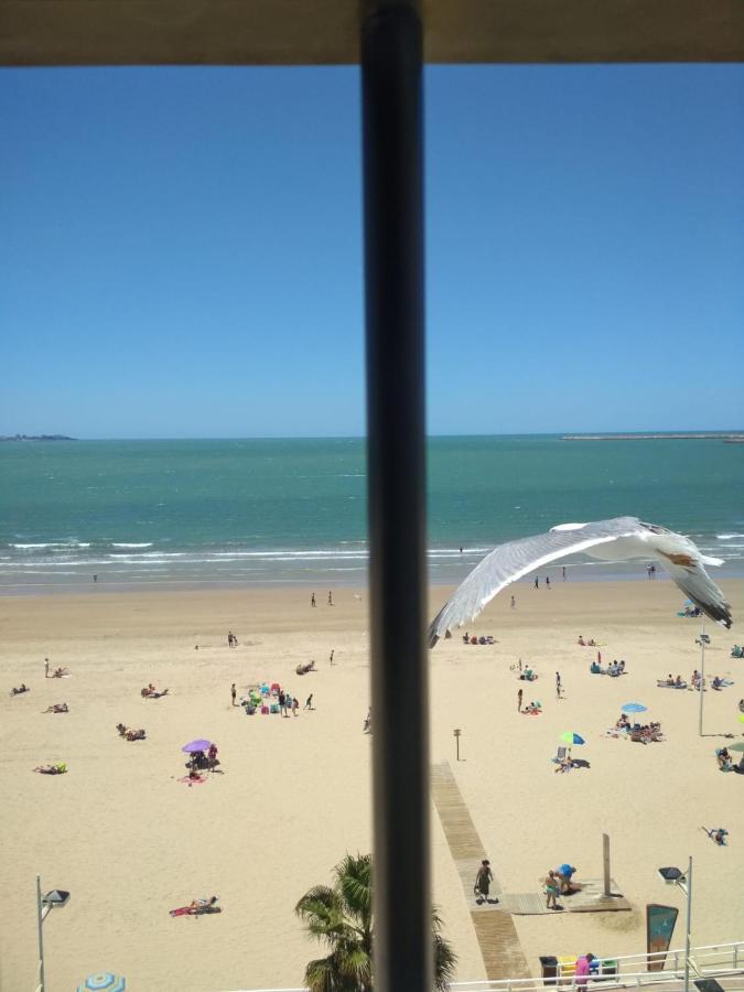 Primera Linea De Playa En Valdelagrana El Puerto de Santa María Esterno foto